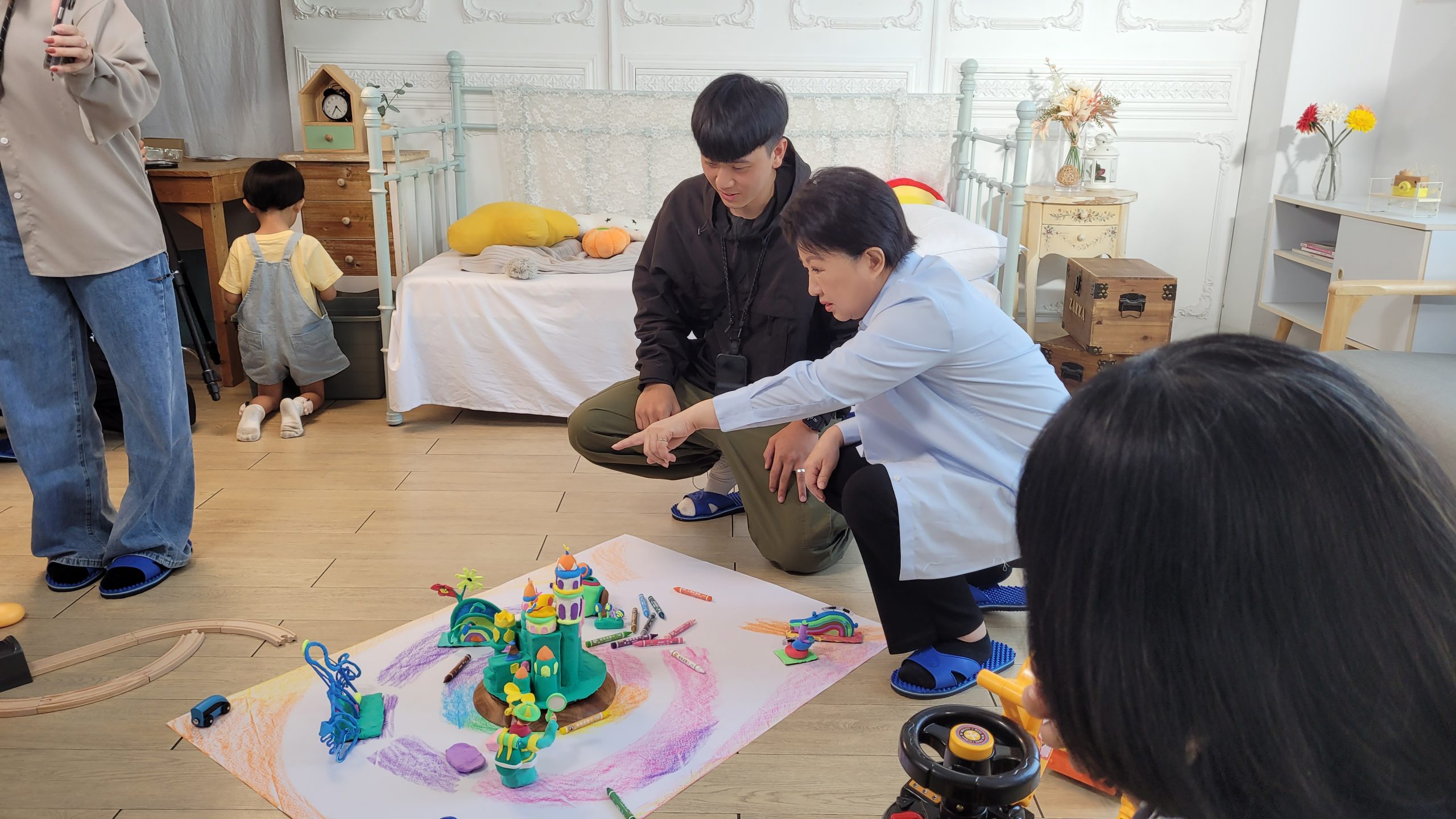 台中市長盧秀燕拍攝2023花毯節廣告花絮｜拍易拍影像空間居家場景